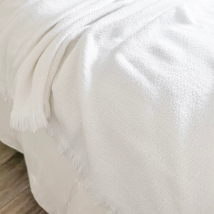 Anaya Home Blissful Bamboo White Throw