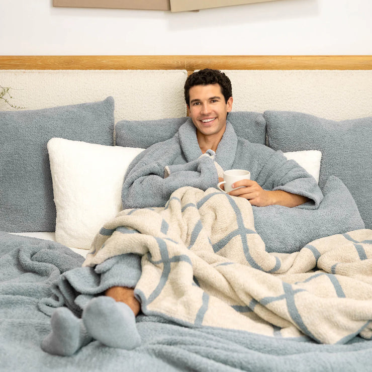 Kashwere Ultra Plush Malibu, Wheat and Linen Window Pane Heathered Cloud Throw