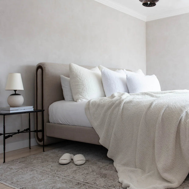 Kashwere Ultra Plush Creme Signature Solid Queen Blanket
