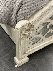 Casa Bonita Peruvian Hand-Painted Carved Wood and Antiqued Mirror Raquel Queen Size Bed