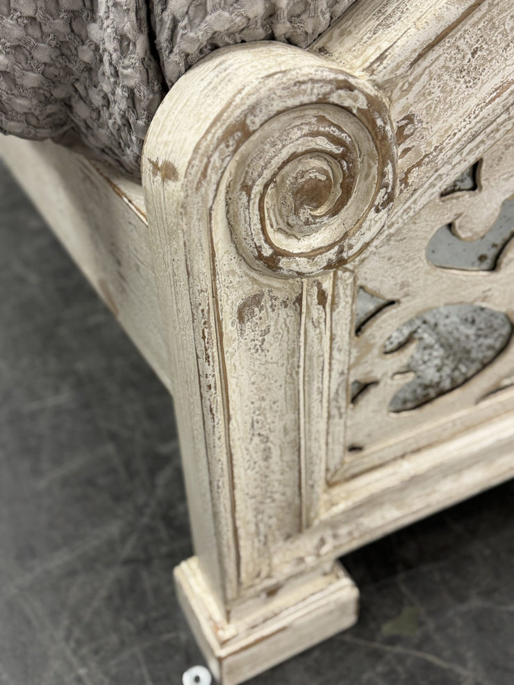 Casa Bonita Peruvian Hand-Painted Carved Wood and Antiqued Mirror Raquel Queen Size Bed