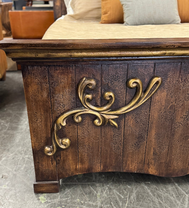 Casa Bonita Peruvian Hand-Painted Carved Wood Santander King Size Bed