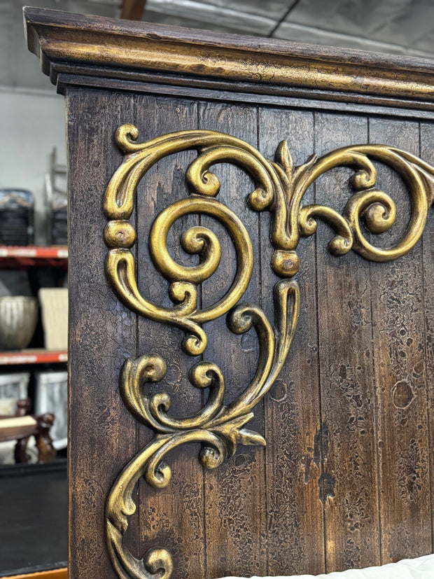 Casa Bonita Peruvian Hand-Painted Carved Wood Santander King Size Bed