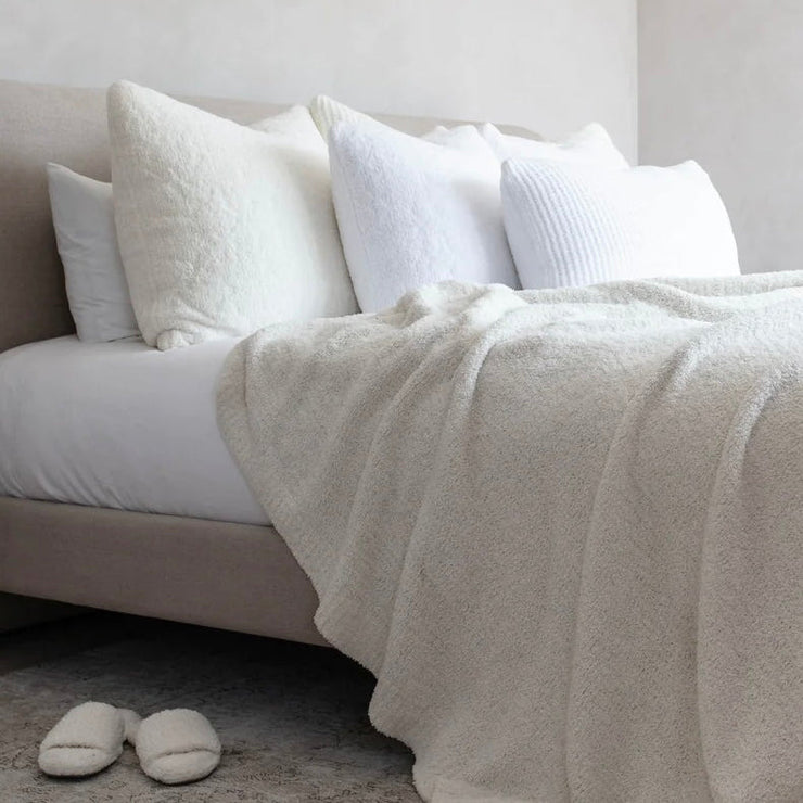 Kashwere Ultra Plush Creme Signature Solid Queen Blanket