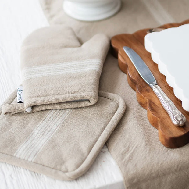 etúHOME Vintage White Stripe Kitchen Pot Holders ~ Set of 2