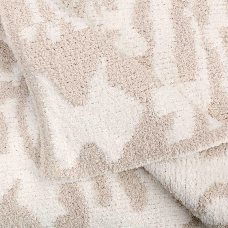 Kashwere Ultra Plush Malt and Creme Damask Throw