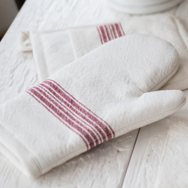 etúHOME Vintage Merlot Red Stripe Kitchen Oven Mitts ~ Set of 2