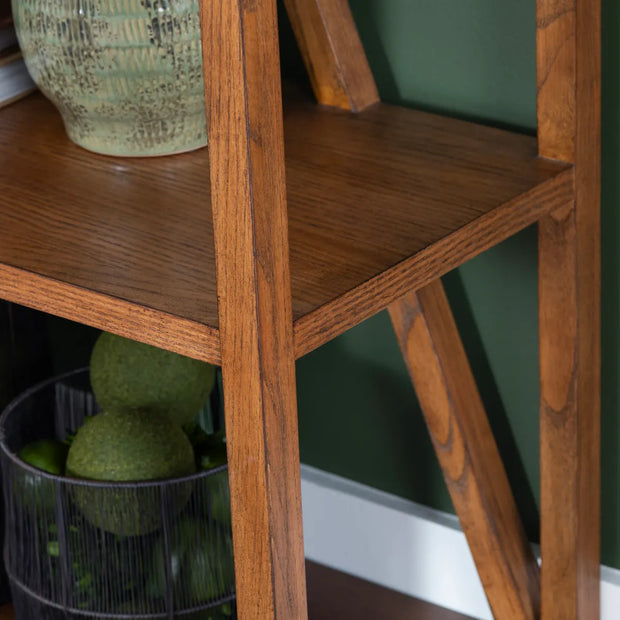 Crestview Collection Thomas Traditional Etagere