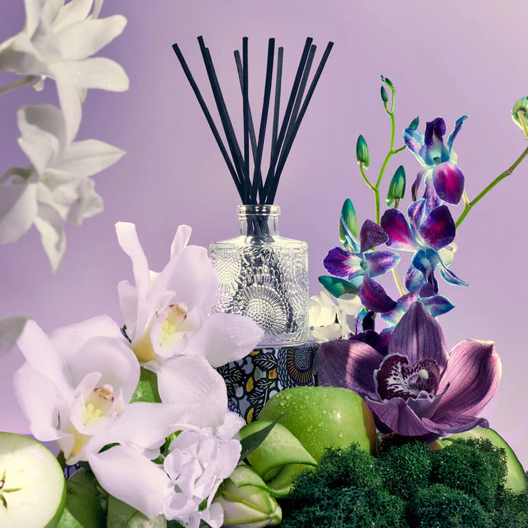 Voluspa Apple Blue Clover Reed Diffuser