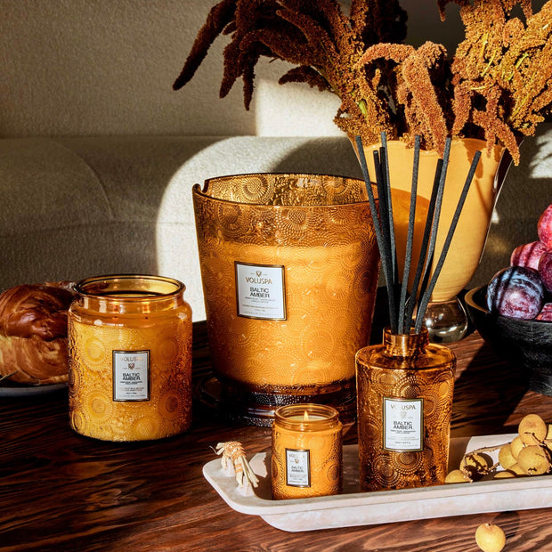 Voluspa Baltic Amber Luxe Reed Diffuser Set