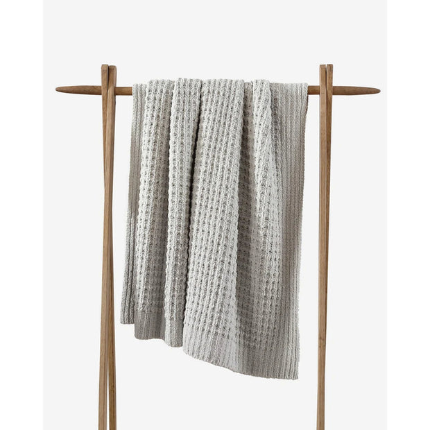 Sunday Citizen Waffle Lightweight Cloud Gray Throw