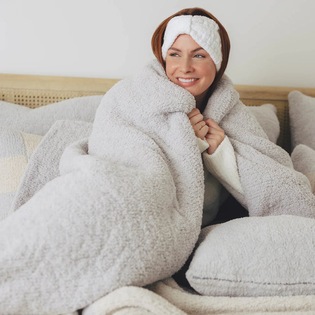 Kashwere Ultra Plush Soapstone Cloud Throw Blanket