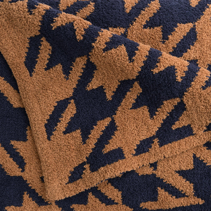 Kashwere Dark Navy and Haystack Large Houndstooth Cloud Throw Blanket