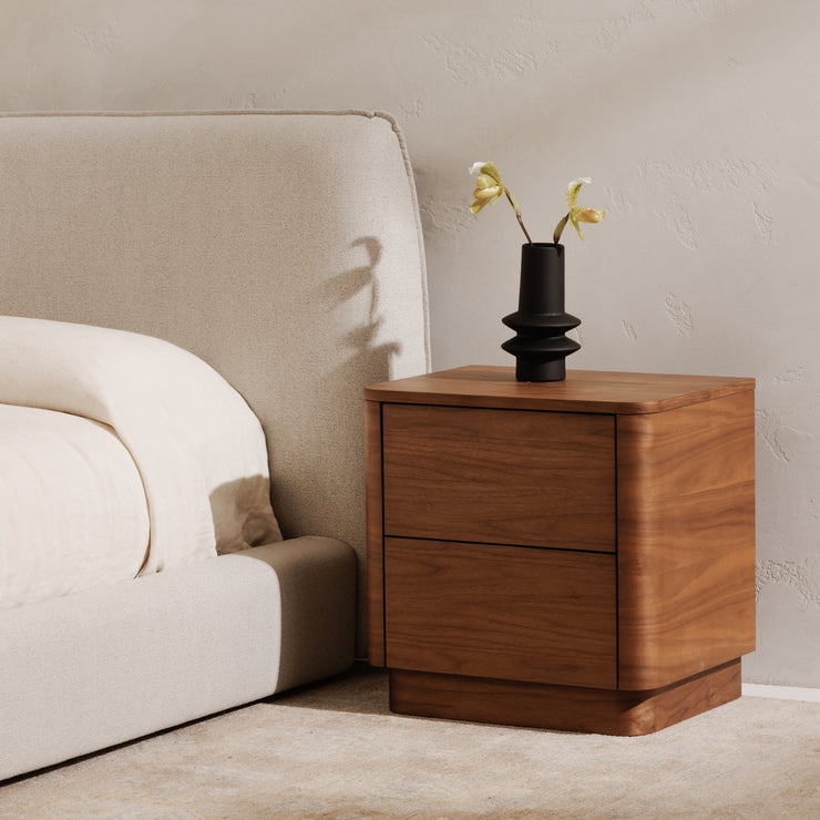 Moe's Home Collection Zeppelin White Queen Bed