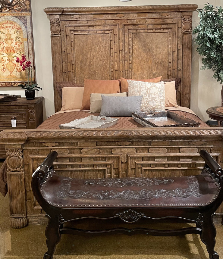 Casa Bonita Peruvian Hand-Painted Carved Wood Prado King Size Bed