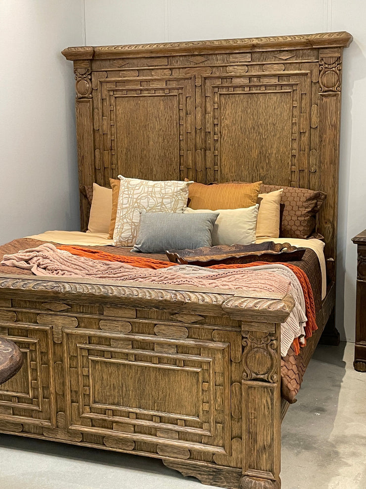 Casa Bonita Peruvian Hand-Painted Carved Wood Prado King Size Bed