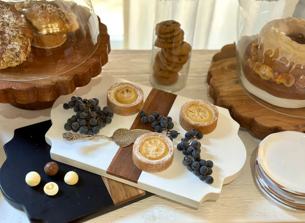 etúHOME Trefoil Wood Cheese Board Charger, White