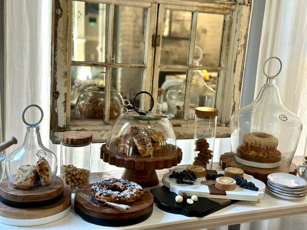 etúHOME Small Black Mod Black Serving Board