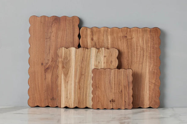 etúHOME Scalloped Cutting Board, Large Square