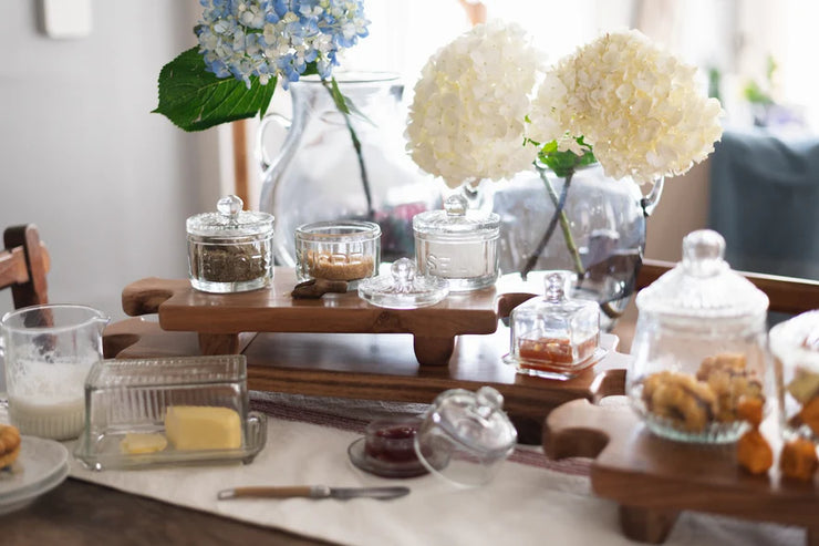 etúHOME Normandy Wood Riser Footed Tray, Medium