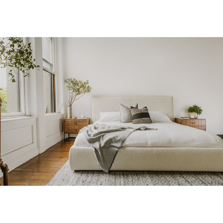 Moe's Home Collection Recharge White Queen Bed