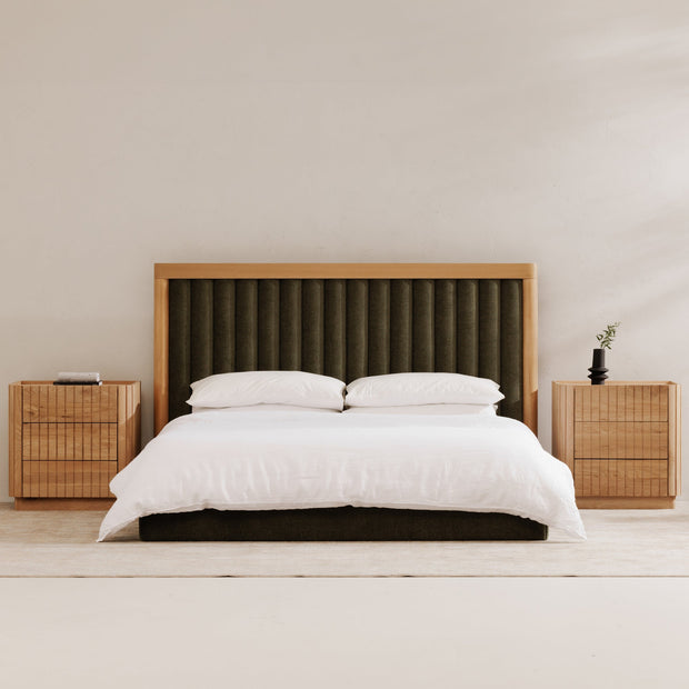 Moe's Home Collection Nina Green Upholstered Queen Size Bed