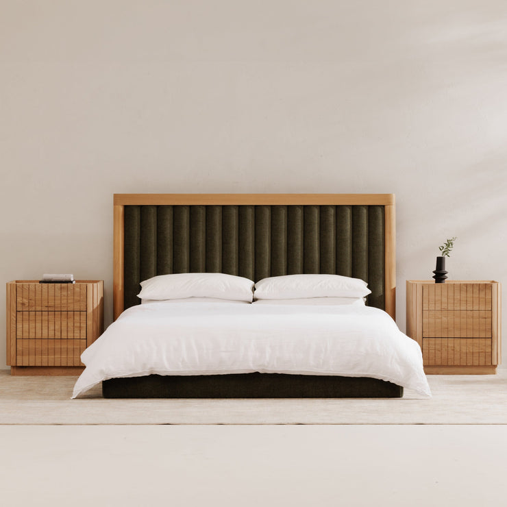 Moe's Home Collection Nina Green Upholstered Queen Size Bed
