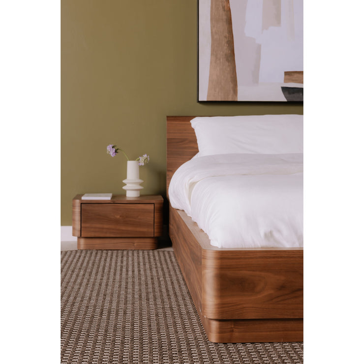 Moe's Home Collection Round Off Walnut Brown King Bed