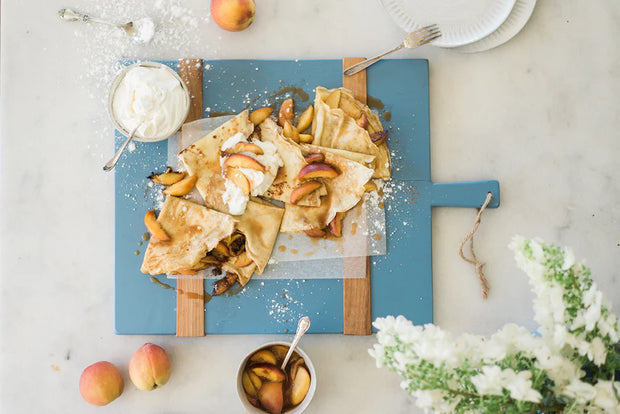 etúHOME Mod Charcuterie Cheese Board, Medium Rectangle, Denim Blue