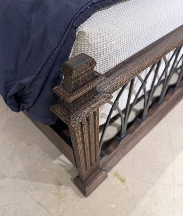 Casa Bonita Peruvian Hand-Painted Carved Wood and Hand Forged Iron Fortaleza King Size Bed