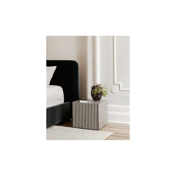 Moe's Home Collection Terning Black And White Side Table