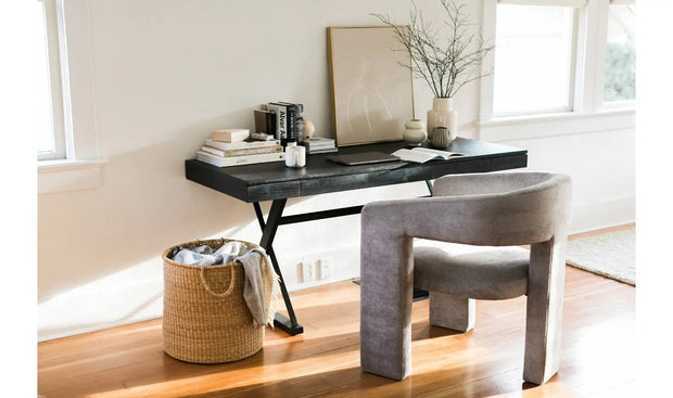 Moe's Home Collection Elo Light Grey Chair