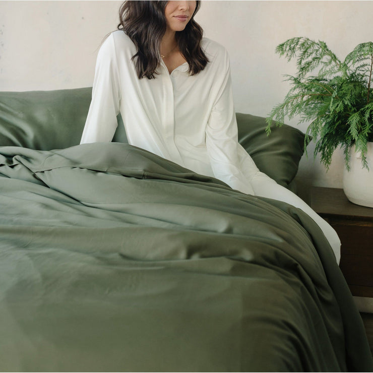 Cozy Earth Bamboo Flat Sheet Available in Queen and King Sizes